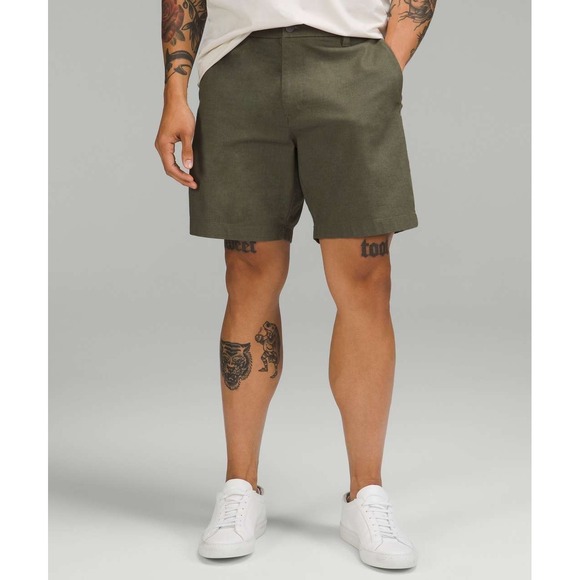 Lululemon Commission Classic Fit Short 7" in Oxford Carob Brown / White Sz 32 - Picture 10 of 14